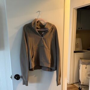 Lululemon Olive Green Half-Zip scuba Sweater size XL/ XXL worn 2 times